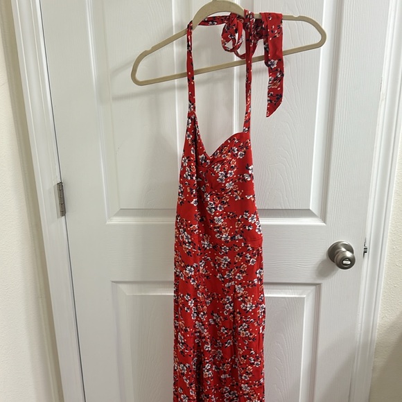 Blue Life Alana red floral tie neck jumpsuit Retail $200 NWT - Picture 3 of 6